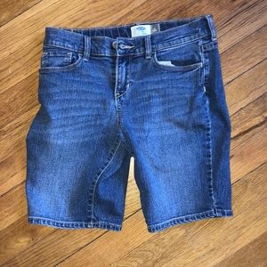 🌸Old Navy Bermuda Styled Shorts🌸